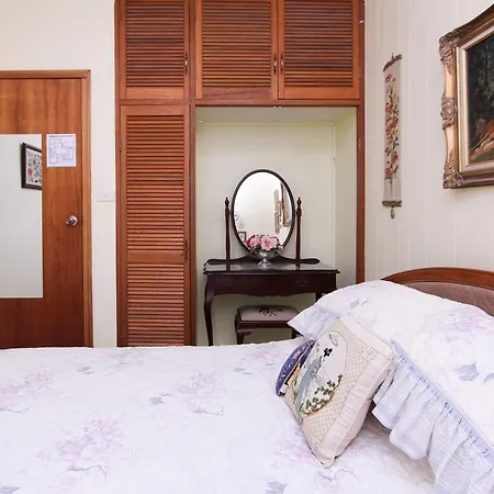Teange House Hosted * Mudgee