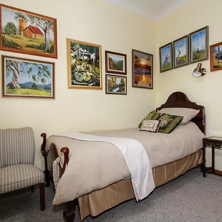 Teange House Hosted Homestay *