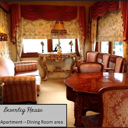Beverley House Country house