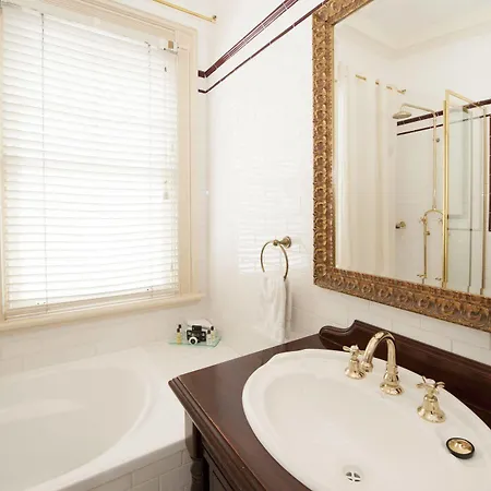 Cobb & Co Court Boutique 4* Mudgee