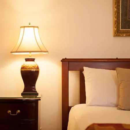Cobb & Co Court Boutique 4* Mudgee