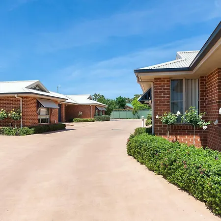 Colonial Court House * Mudgee