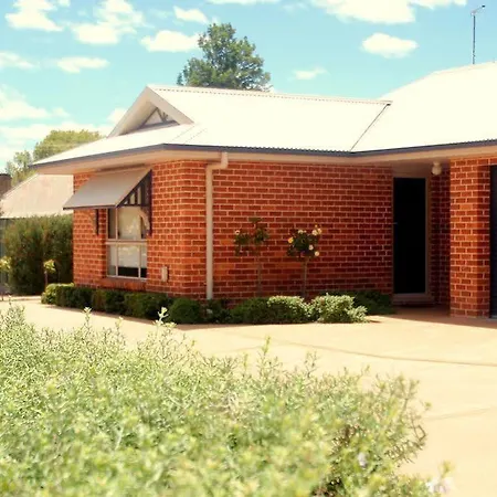 Colonial Court House * Mudgee