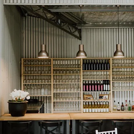 The At Blue Wren * Mudgee