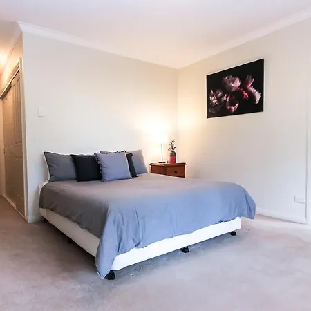 Time To Wine Down At Perry Street Villas * Mudgee
