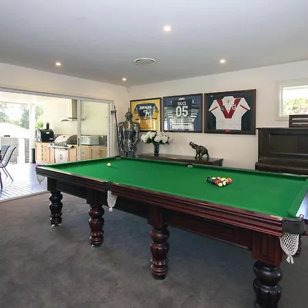 Country Grandeur At Elegant Group Getaway Holiday home Mudgee
