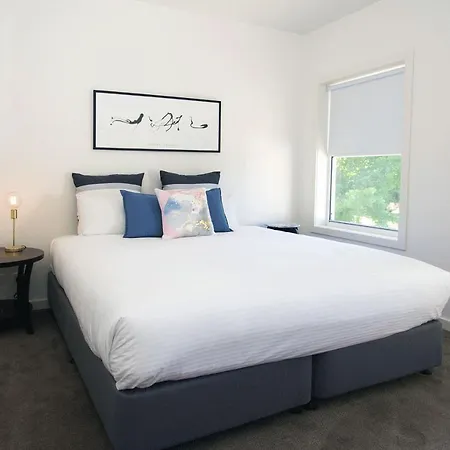 Country Grandeur At Elegant Group Getaway Holiday home Mudgee