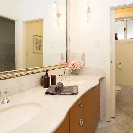 Holiday home Country Grandeur At Elegant Group Getaway Mudgee