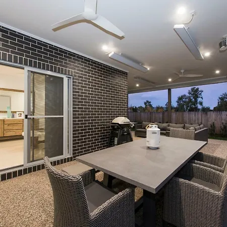 Holiday home Luxury Living Right In The Heart Of