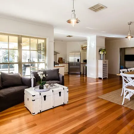 Bellfield House Holiday home *