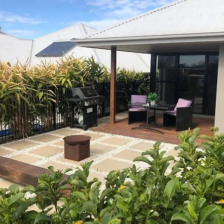 Apartment Red Lotus Retreat
