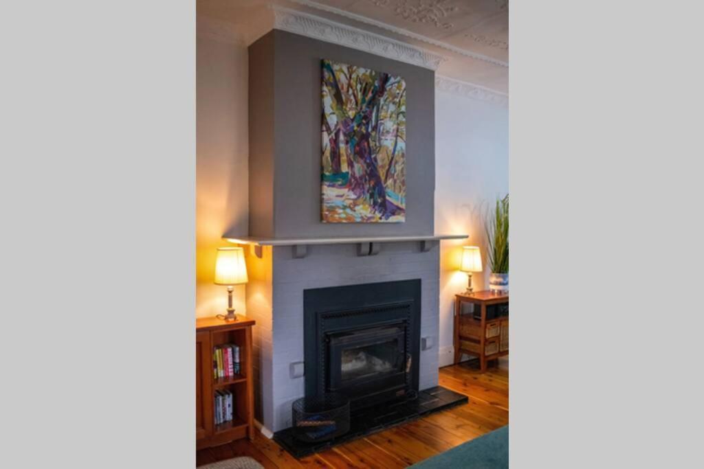 Holiday home Chic At 'kyona', Moments From Downtown *