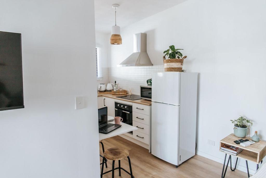 On Lewis Tiny House * Mudgee