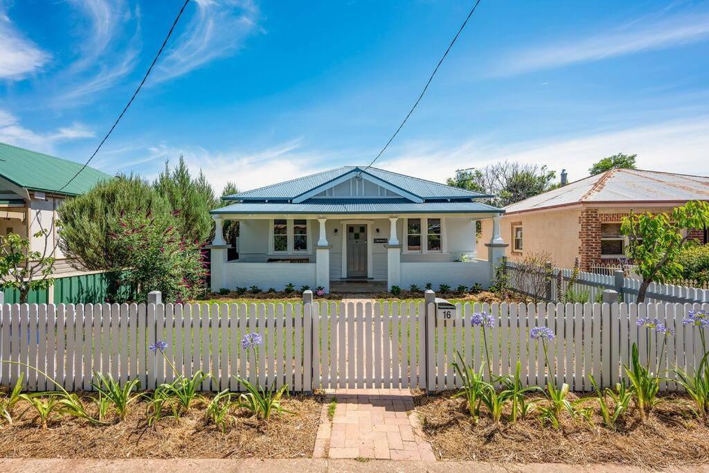 Sunny Federation Charm In At Bunbinya Holiday home Mudgee