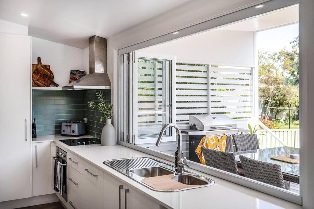 Sunny Federation Charm In At Bunbinya Holiday home