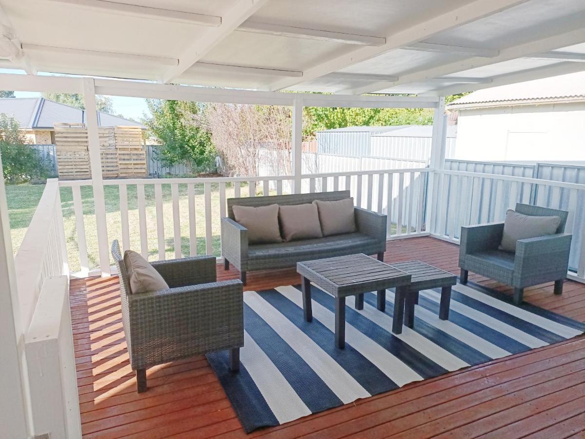 Holiday home Charming 4 Bedroom House With Firepit And Alfresco *