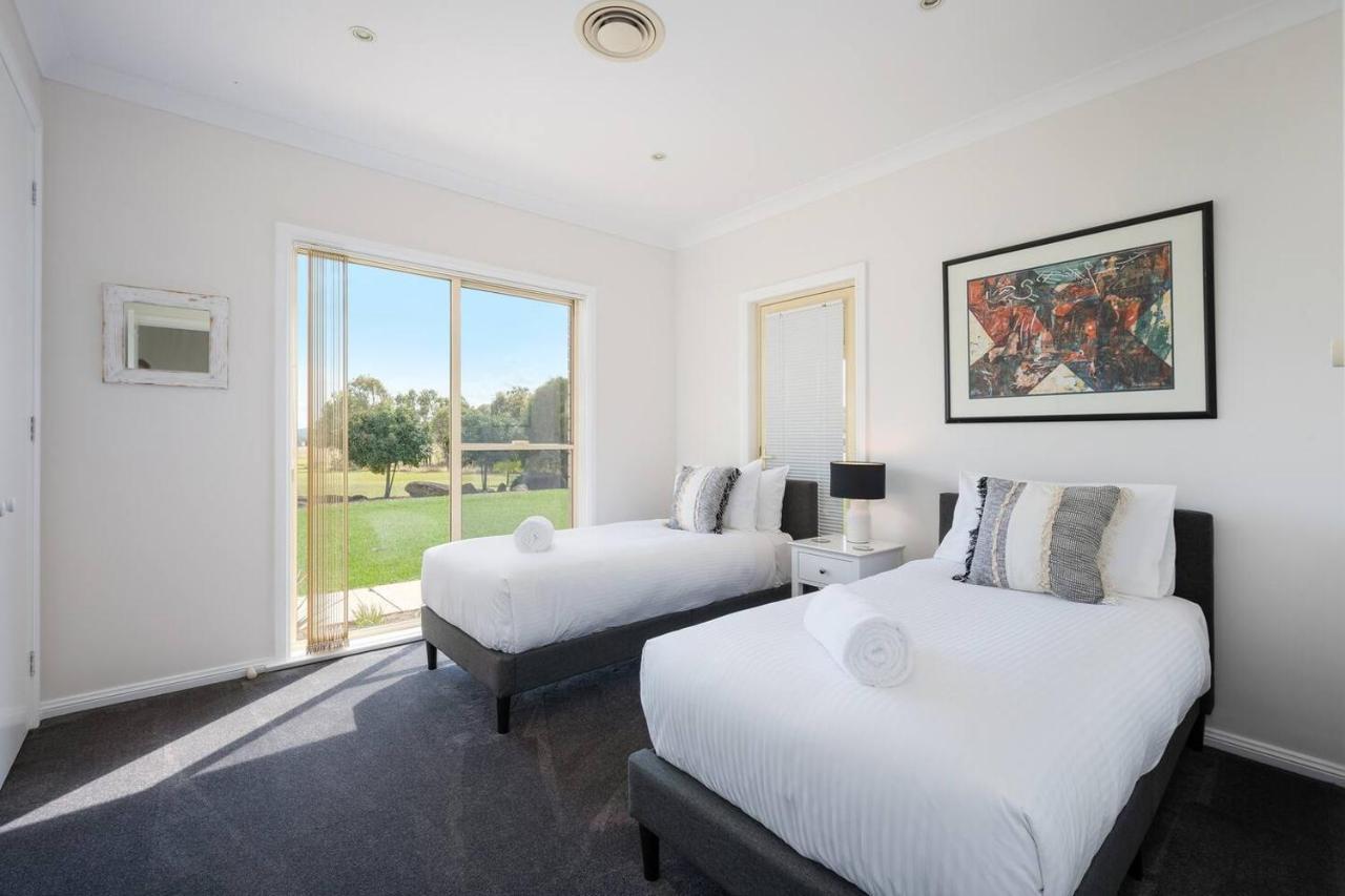 'orana Grove' Reset At A Vineyard Getaway Holiday home Mudgee