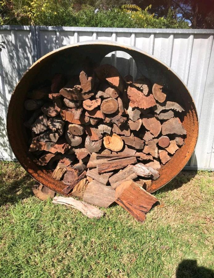 Charming 4 Bedroom House With Firepit And Alfresco