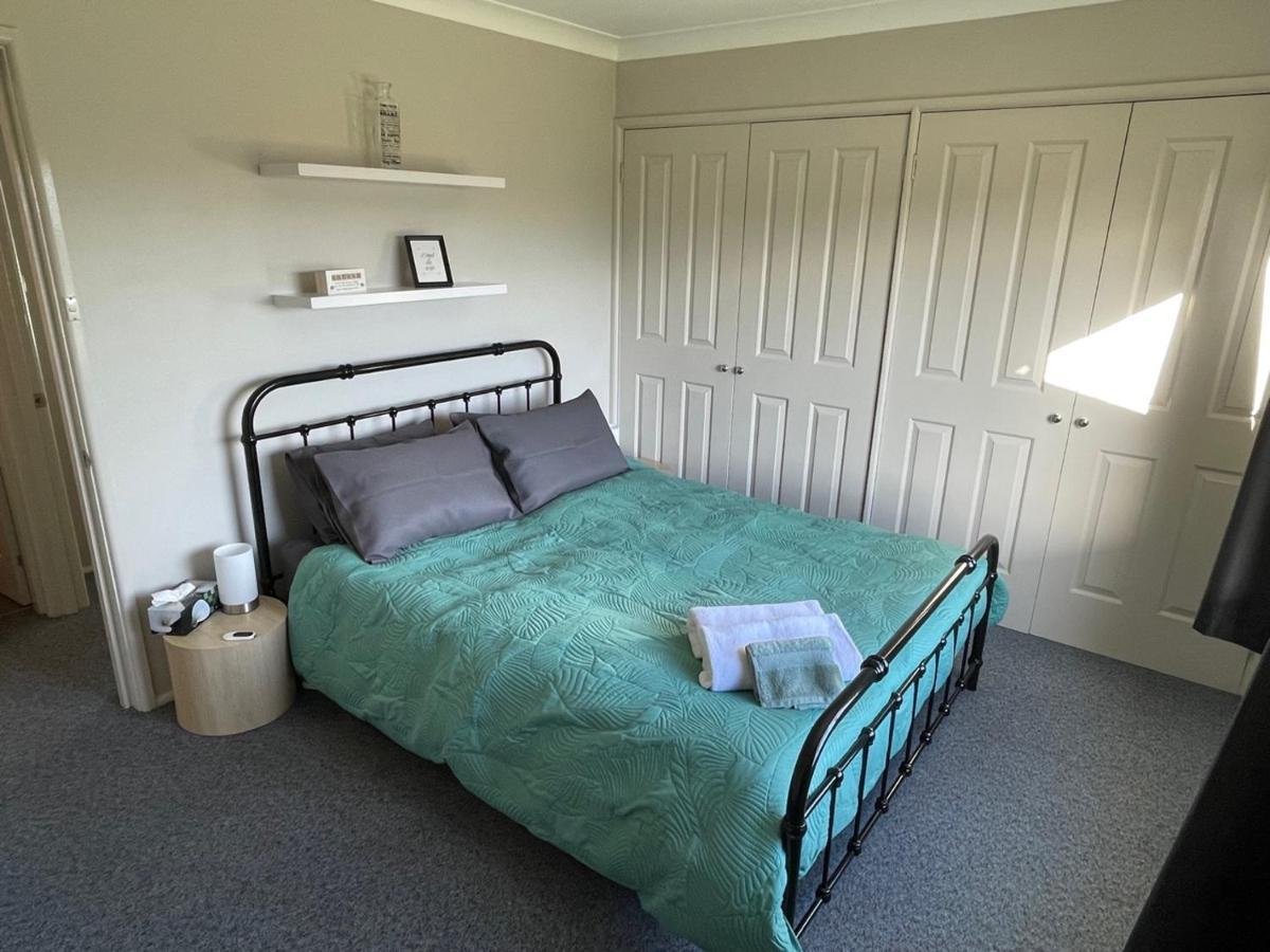 Holiday home Comfortable 2-bedroom In - Rest Easy
