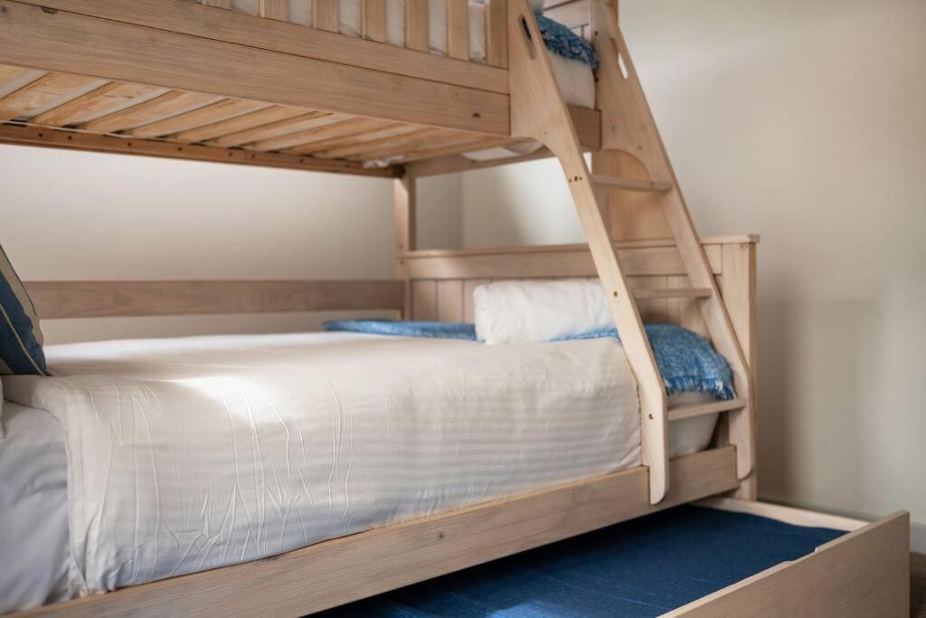 Holiday home Luxury Meets Modern Along Cudgegong River *