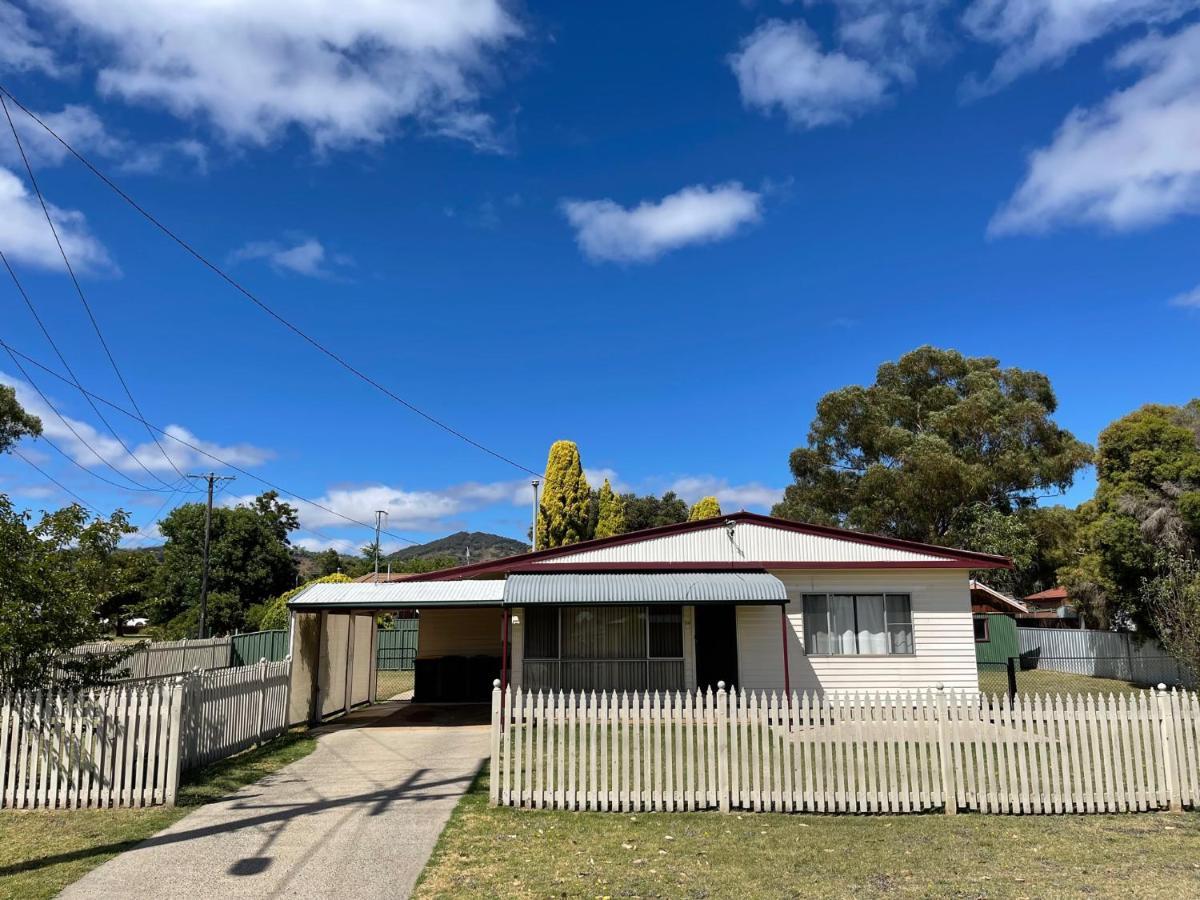 Comfortable 2-bedroom In - Rest Easy Holiday home Mudgee