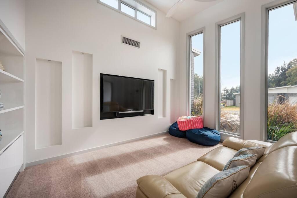 Luxury Meets Modern Along Cudgegong River Holiday home Mudgee