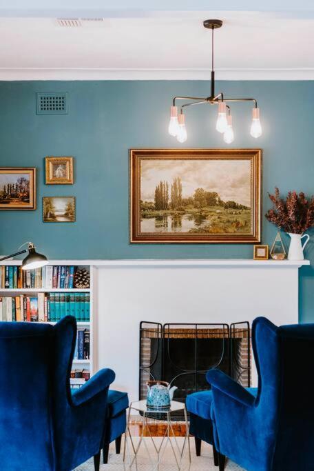 'mortimer Gardens' Country Charm In The Heart Of