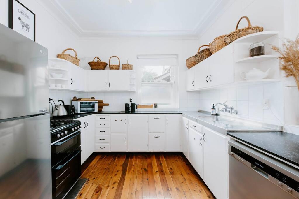 'mortimer Gardens' Country Charm In The Heart Of