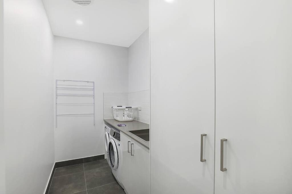 Holiday home Illalangi-modern Escape & Views