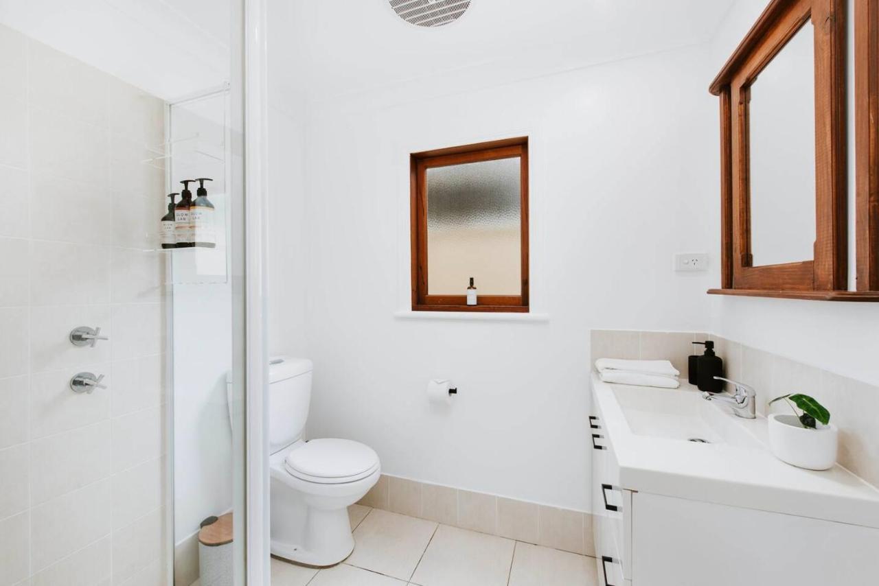 'the Gladstone' An Expansive Outdoor Oasis In Town Holiday home