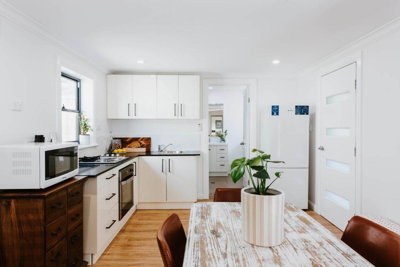 'the Gladstone' An Expansive Outdoor Oasis In Town * Mudgee