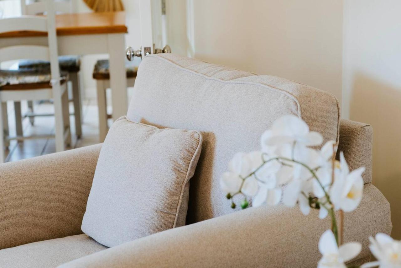 'pebble Lane Cottage' A Charming Holiday home *