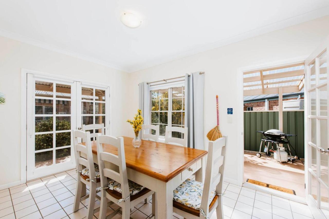 'pebble Lane Cottage' A Charming Holiday home