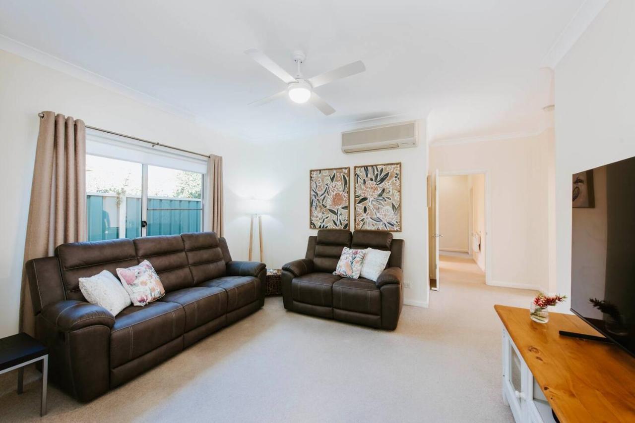 'pebble Lane Cottage' A Charming Holiday home *