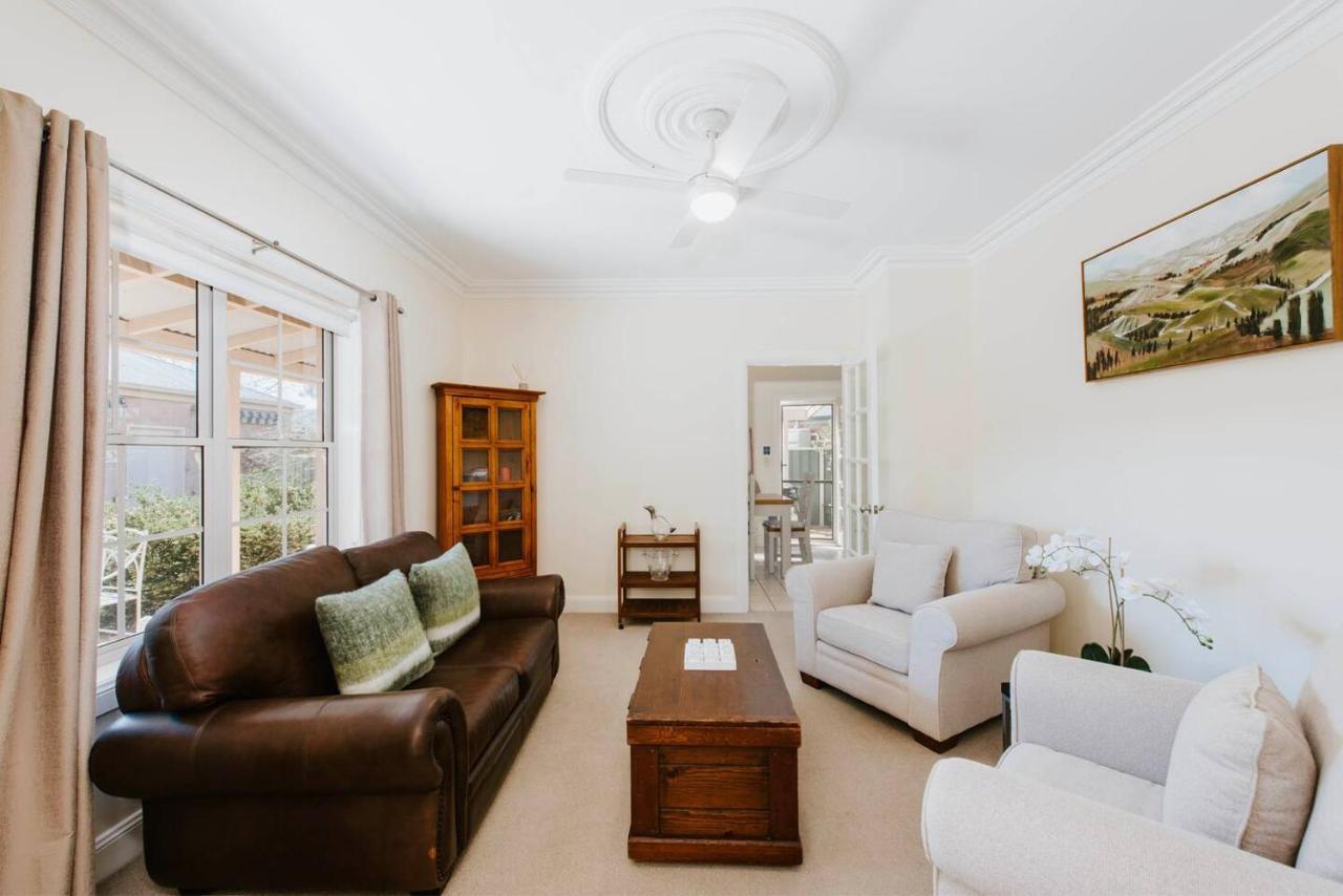 'pebble Lane Cottage' A Charming Mudgee