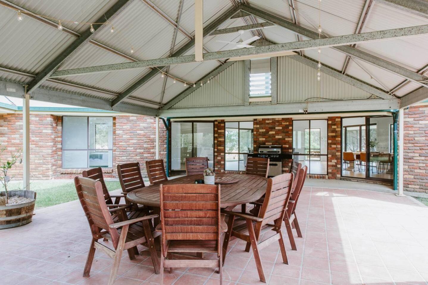 Anton Pavilion - Cheerful Country Solace In Holiday home Mudgee
