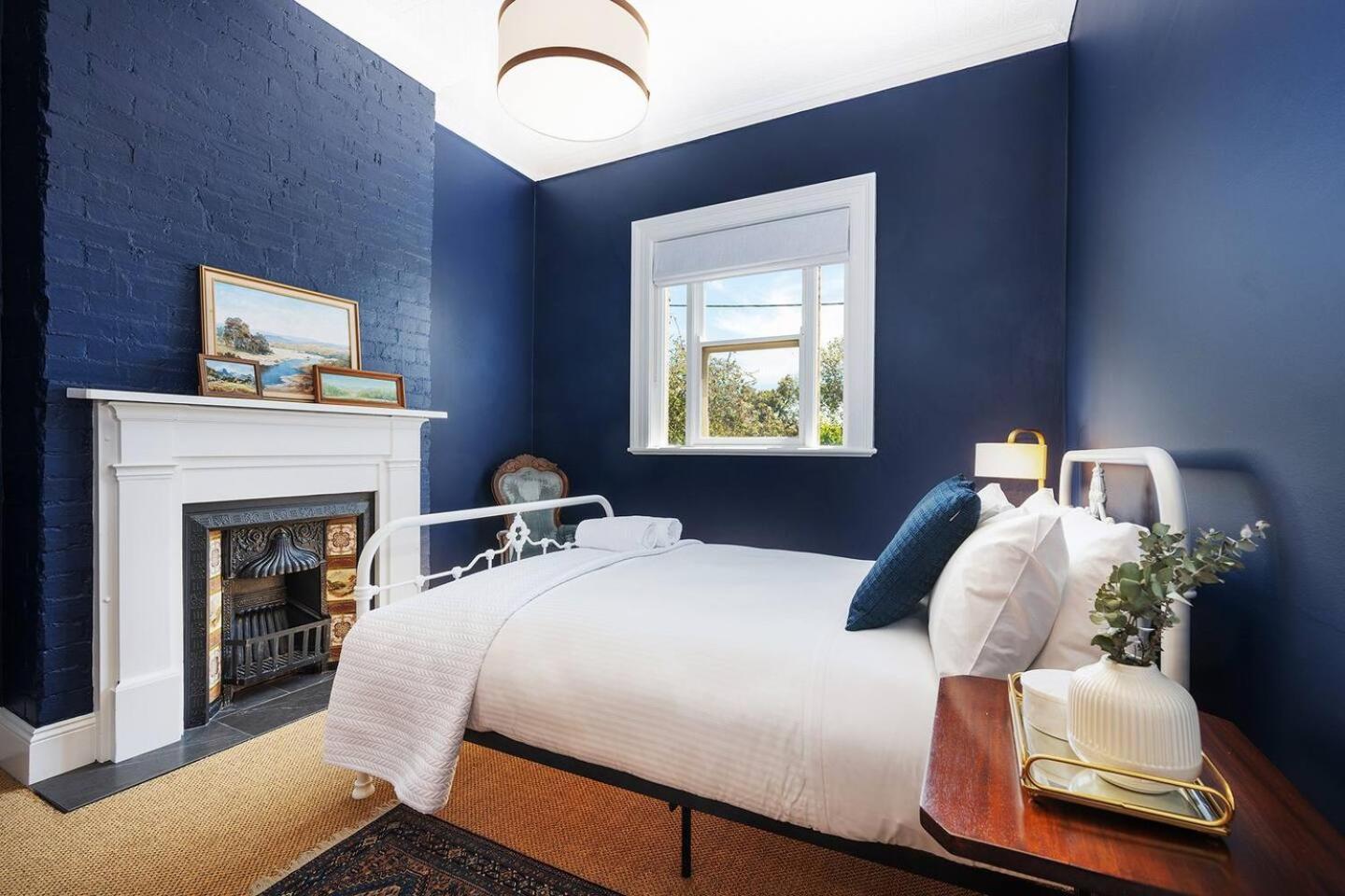 Luxury At Lauralla - An Elegant Victorian Escape * Mudgee