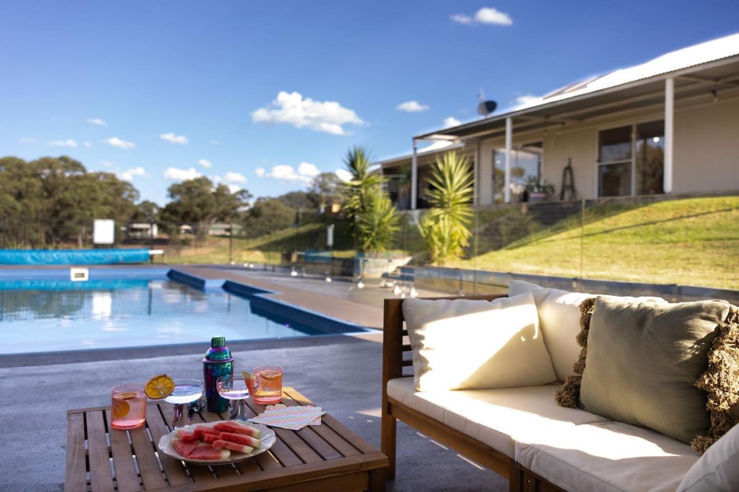 The Albens - Countryside Chic Amongst The Hills Holiday home