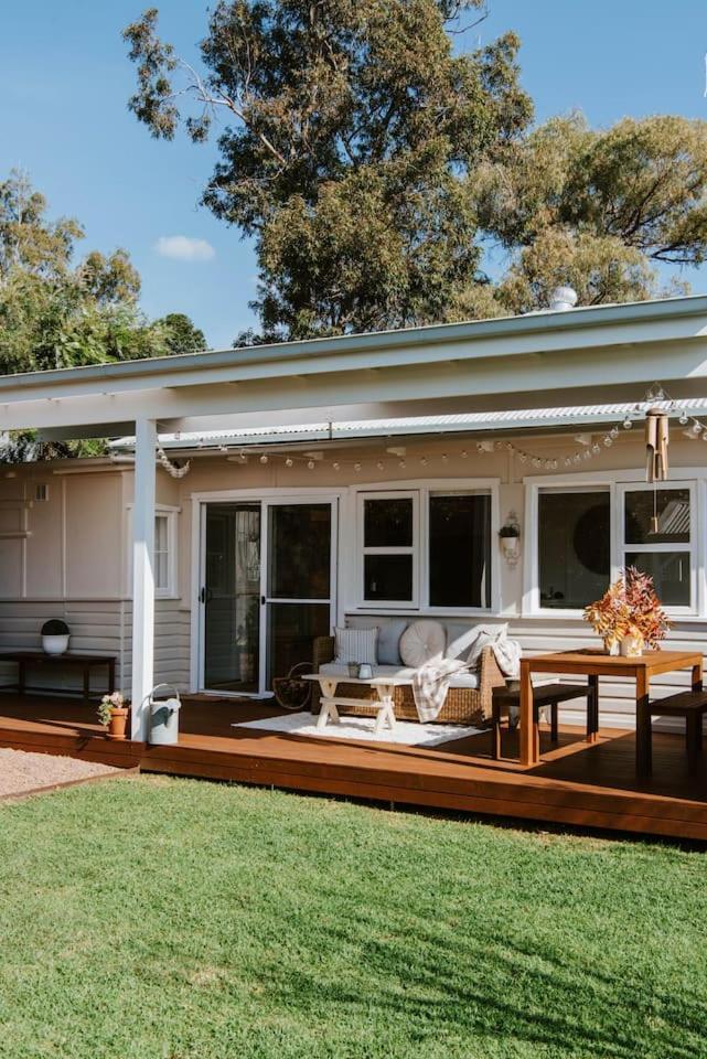 The On Lawson - Heritage Elegance In