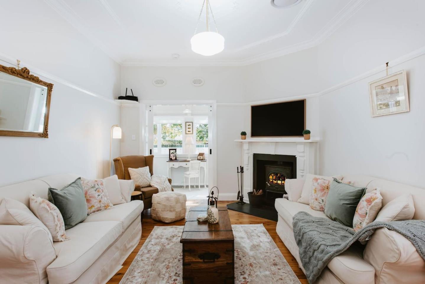 The On Lawson - Heritage Elegance In *