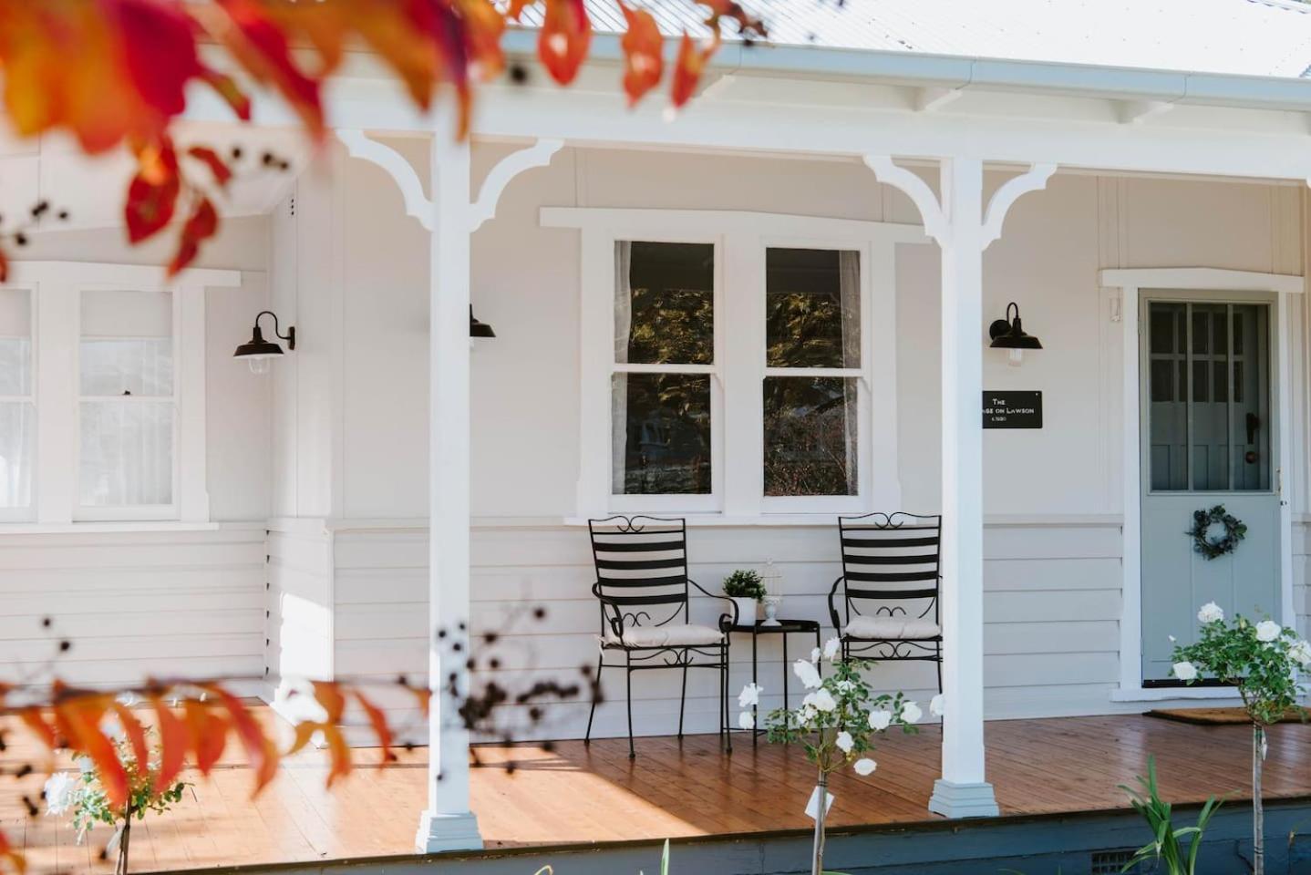 The On Lawson - Heritage Elegance In Holiday home Mudgee