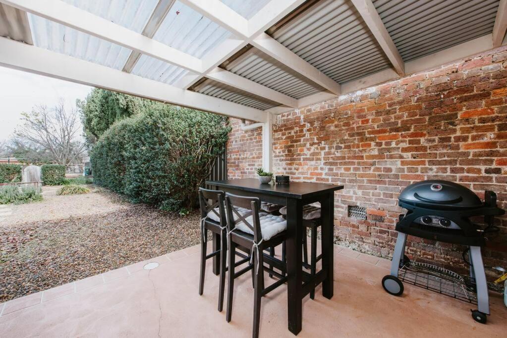 'kareela & Kialla Cottages' Charming Family Getaway Holiday home Mudgee