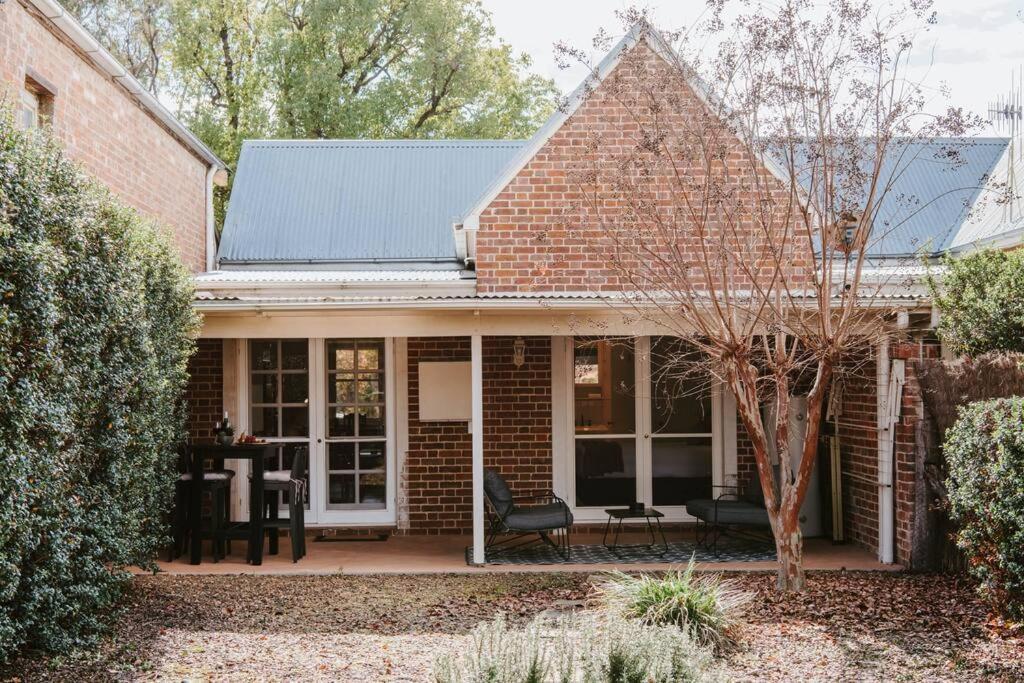 'kareela & Kialla Cottages' Charming Family Getaway * Mudgee