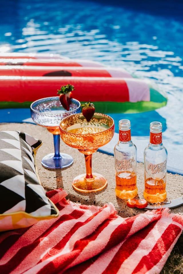 Holiday home Mulberry On Melton - A Charming Poolside *