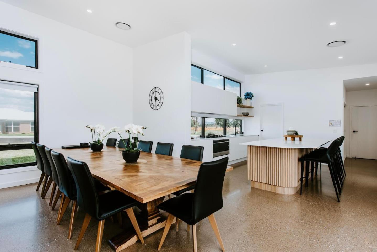 Wurth Wonders - Stunning Terra Modern Design *