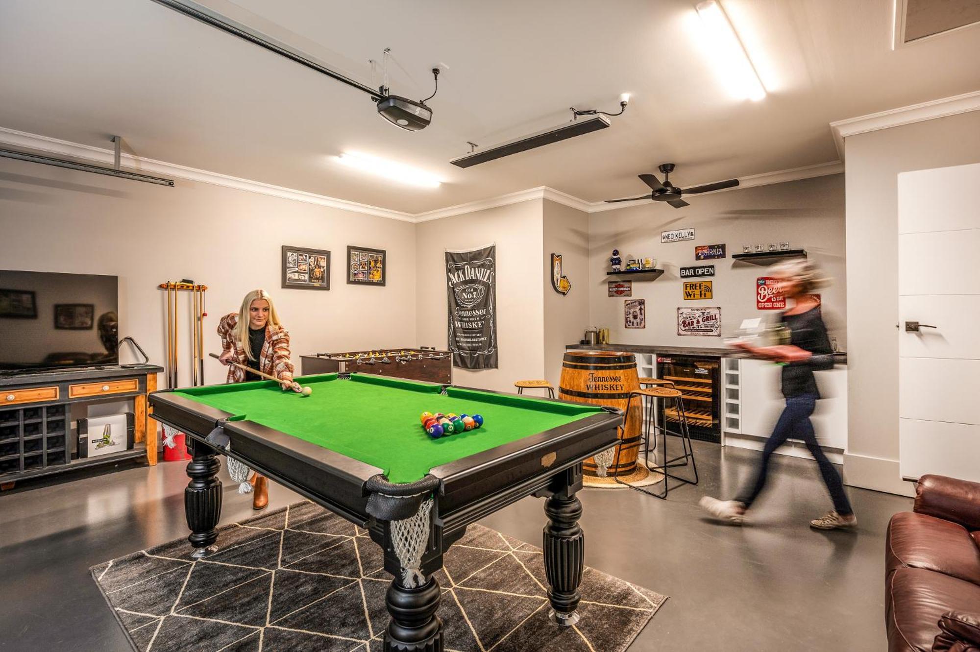 Holiday home 'devan House' Family Retreat With Games *