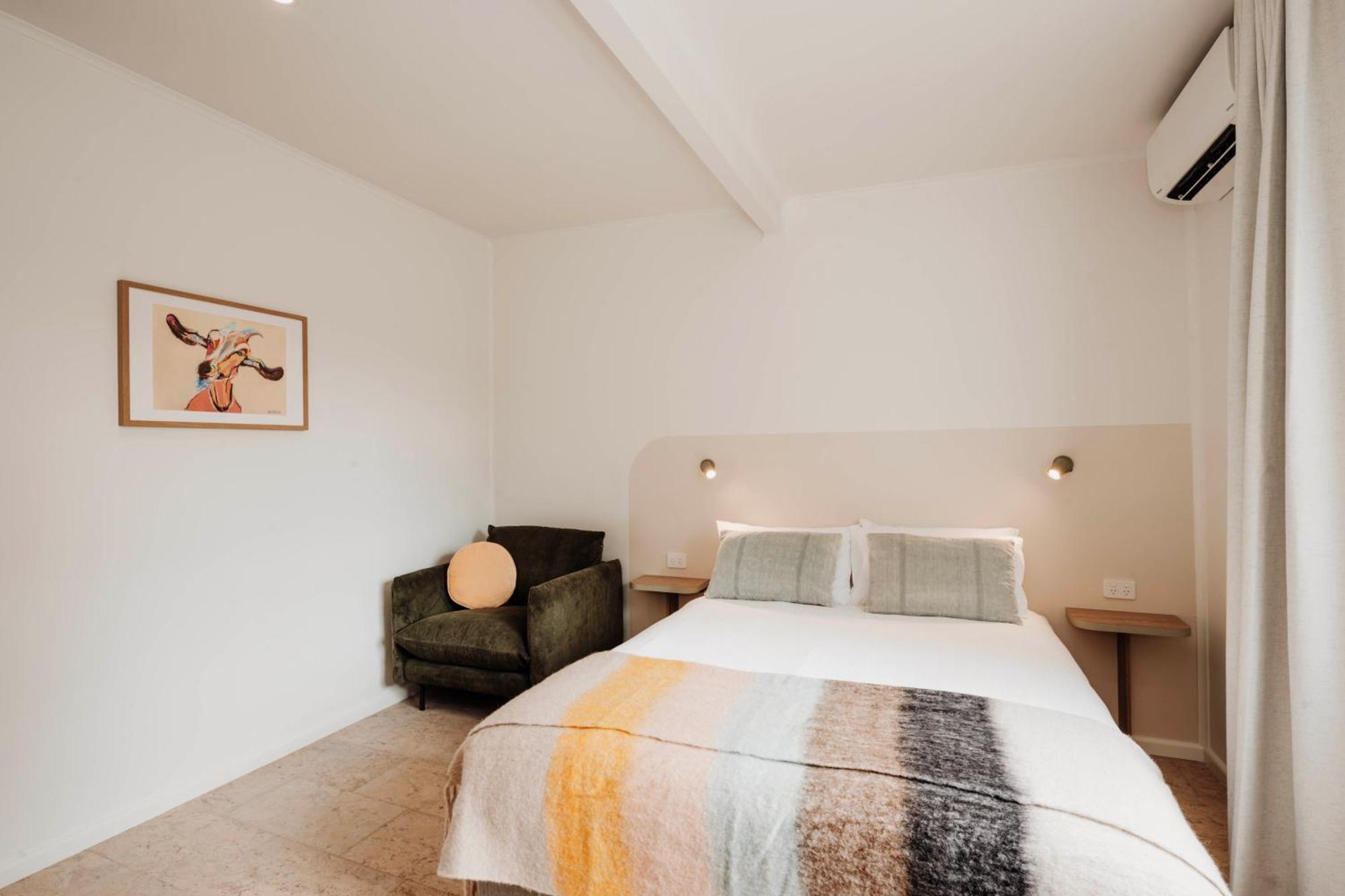 The Cudgee At Motel