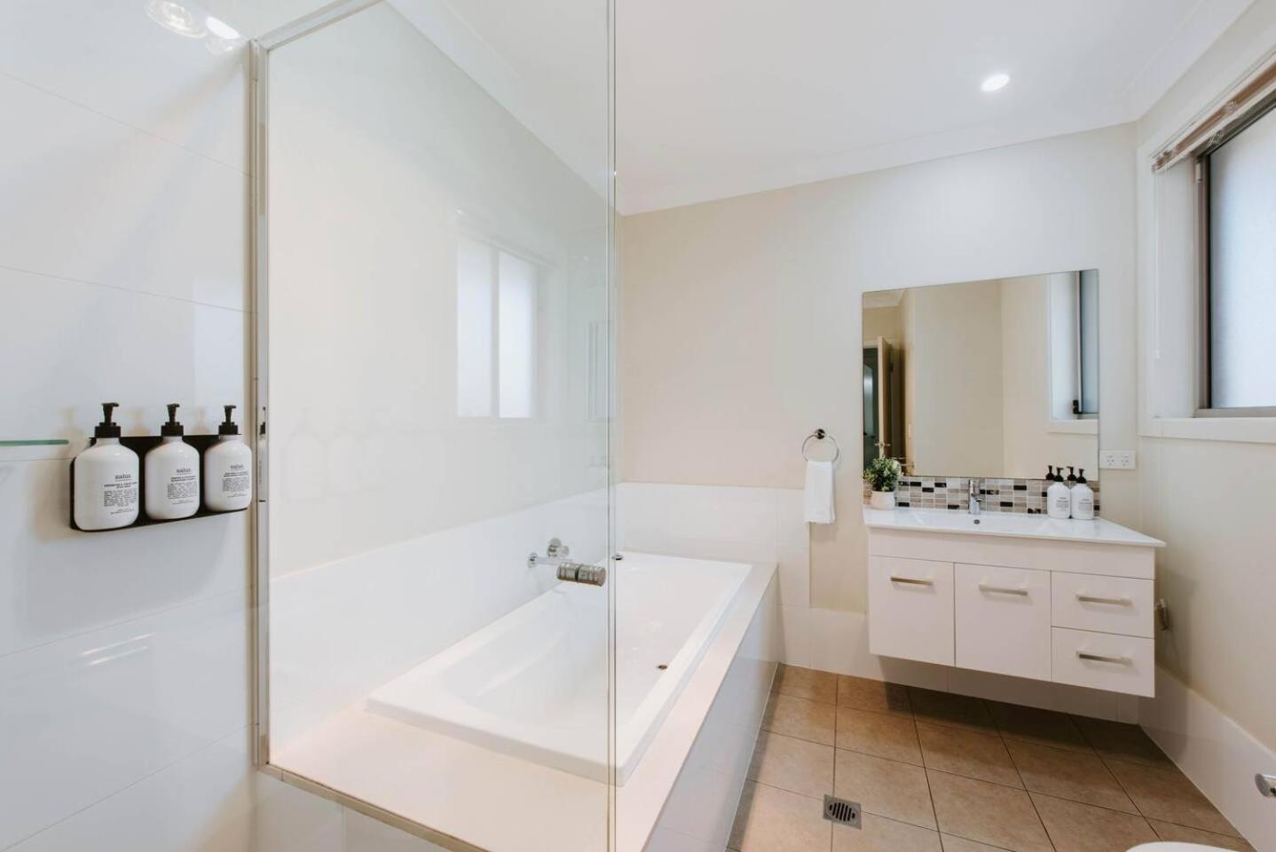 Riverlea At The Willows - A Family Country Getaway Holiday home