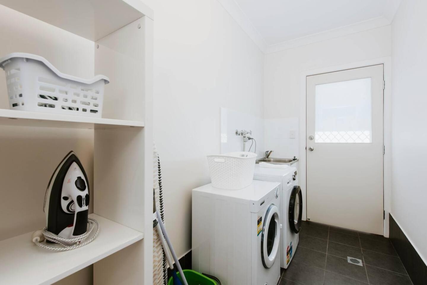 Burrundulla At The Willows - Modern Escape Holiday home Mudgee