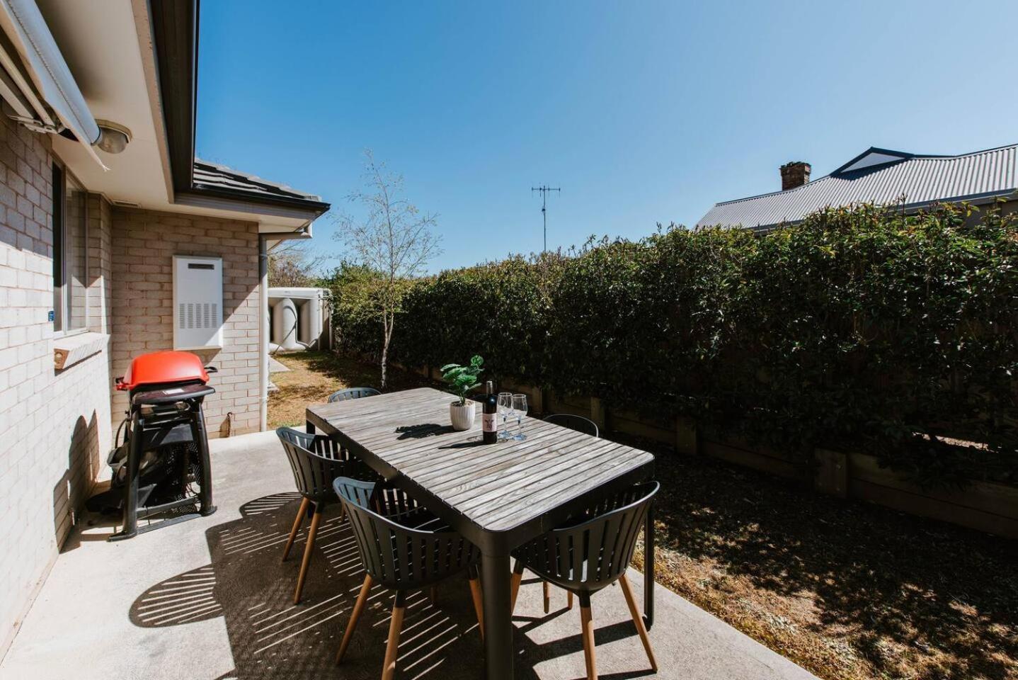 Burrundulla At The Willows - Modern Escape Holiday home